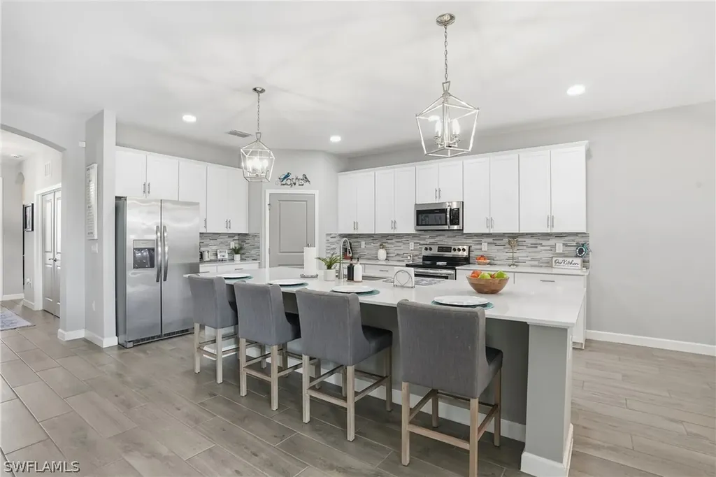 1384 Birdie Drive Naples FL 34120