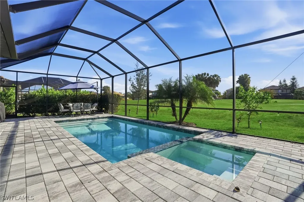 1384 Birdie Drive Naples FL 34120