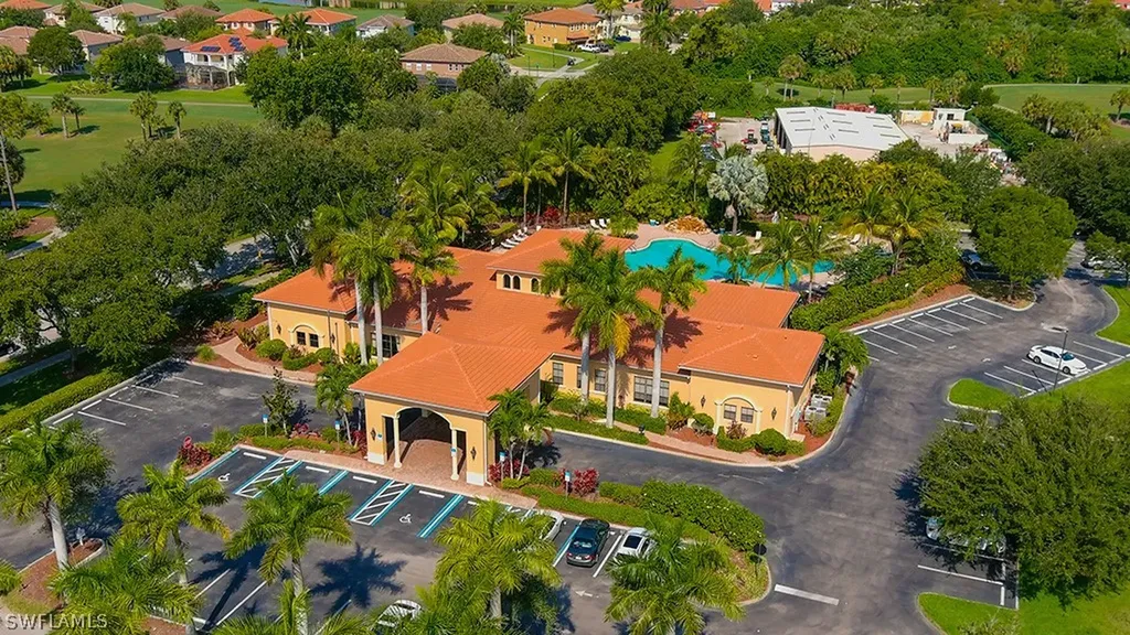 1384 Birdie Drive Naples FL 34120