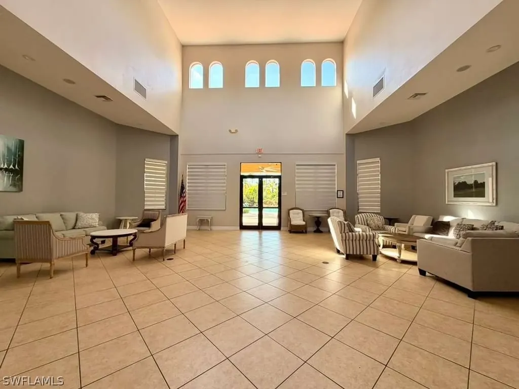 1384 Birdie Drive Naples FL 34120