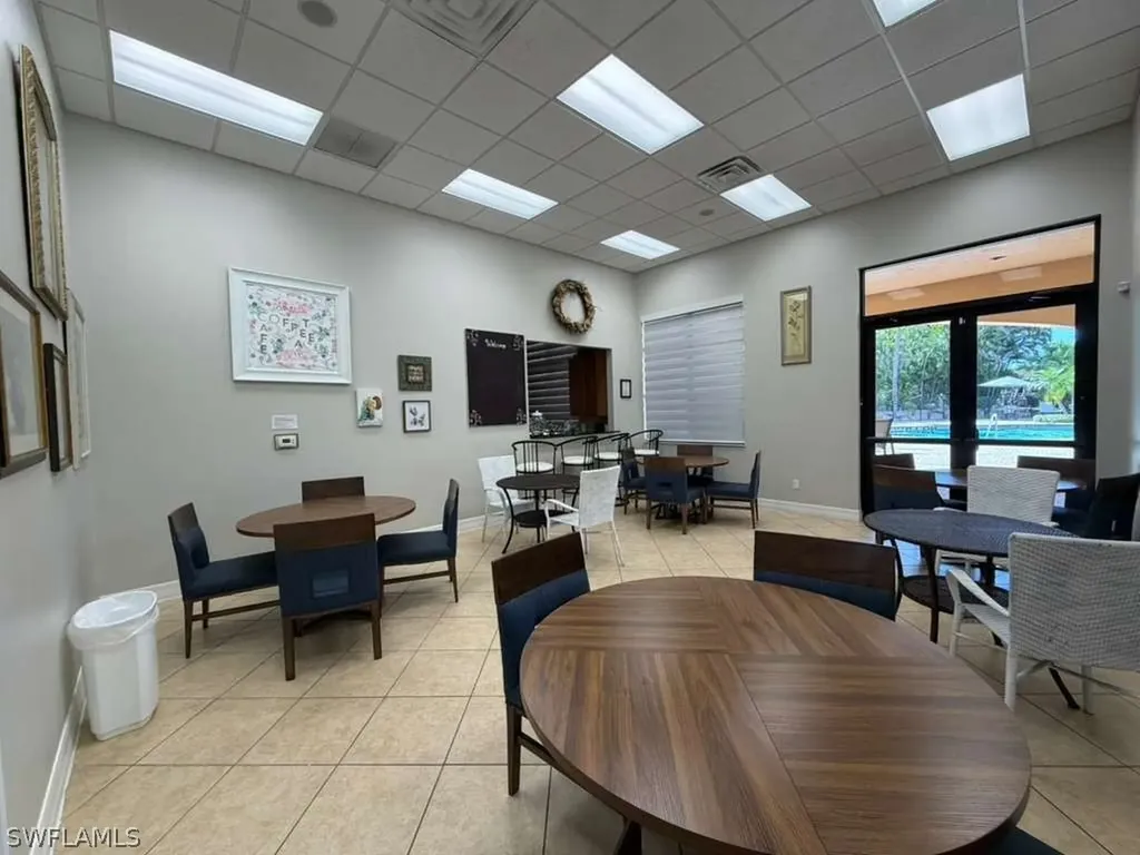 1384 Birdie Drive Naples FL 34120