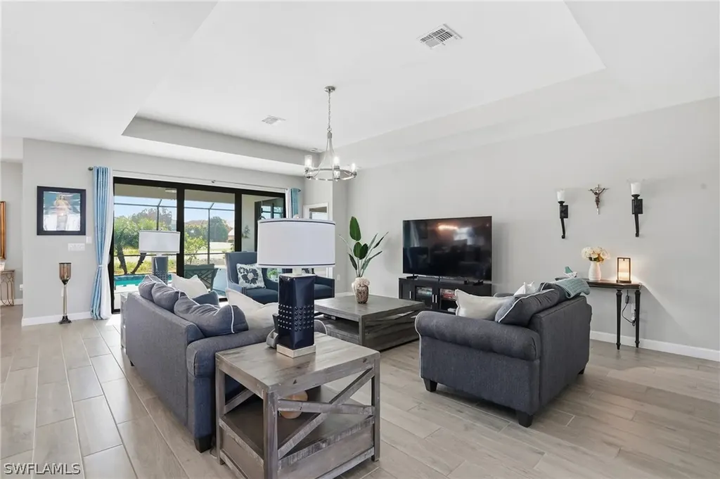 1384 Birdie Drive Naples FL 34120