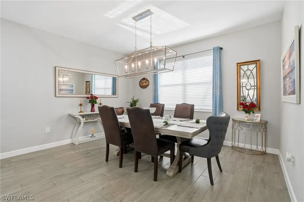 1384 Birdie Drive Naples FL 34120