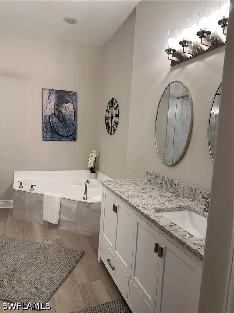 711 Vistana Circle Naples FL 34119