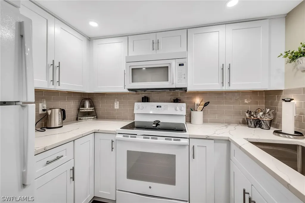 87 N Collier Boulevard Marco Island FL 34145