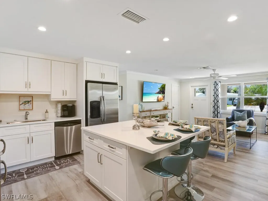 1279 10th Avenue N Naples FL 34102