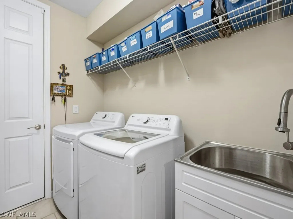 14591 Edgewater Circle Naples FL 34114