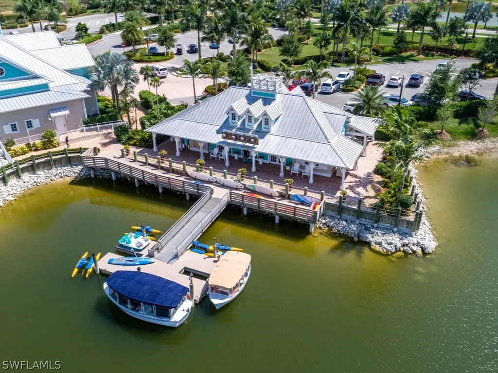 14591 Edgewater Circle Naples FL 34114