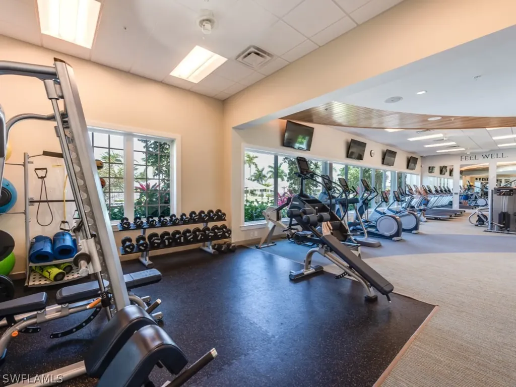 14591 Edgewater Circle Naples FL 34114