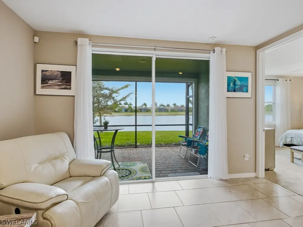 14591 Edgewater Circle Naples FL 34114