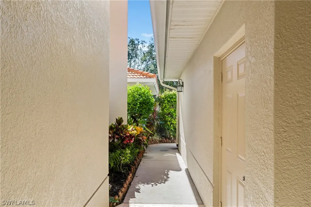 1190 Egrets Walk Circle Naples FL 34108