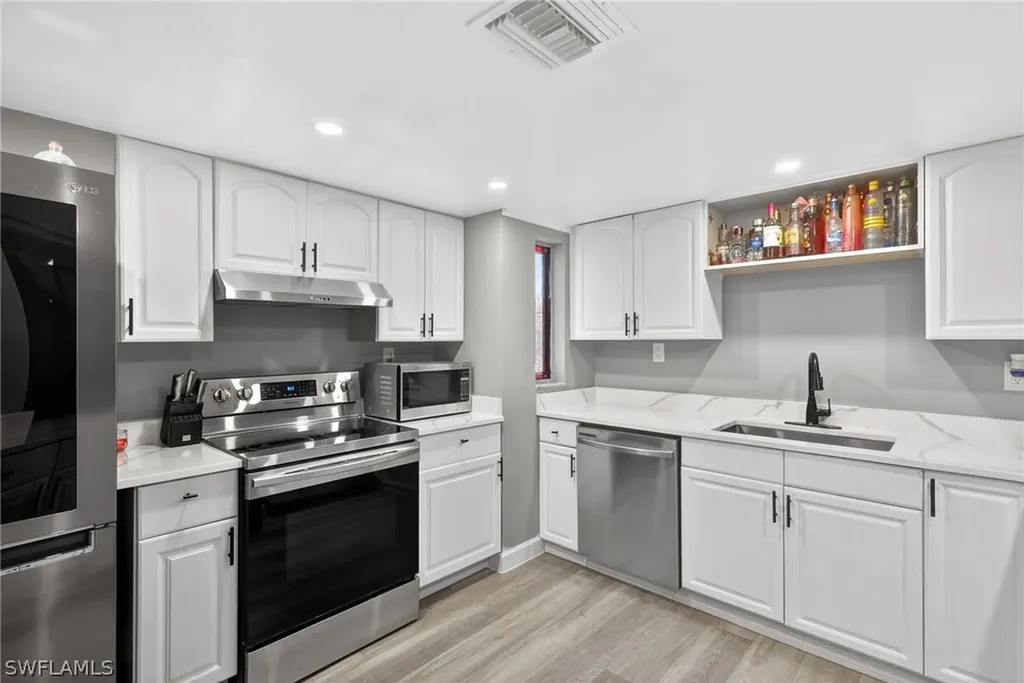 7123 Penner Lane Fort Myers FL 33907