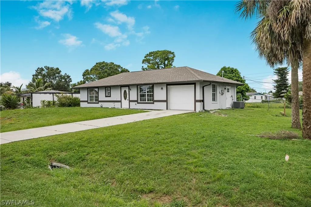803 Monroe Drive Lehigh Acres FL 33936