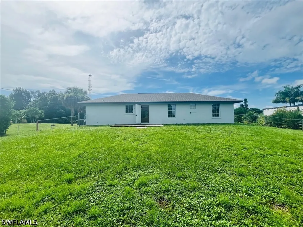 803 Monroe Drive Lehigh Acres FL 33936