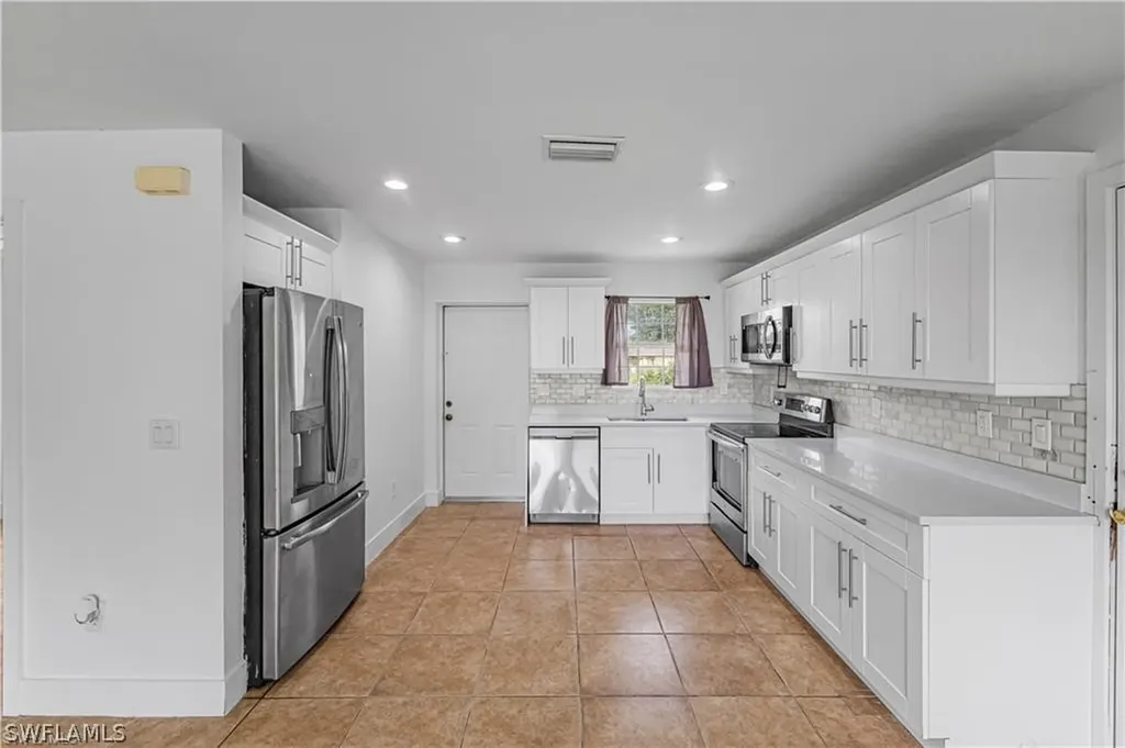 803 Monroe Drive Lehigh Acres FL 33936