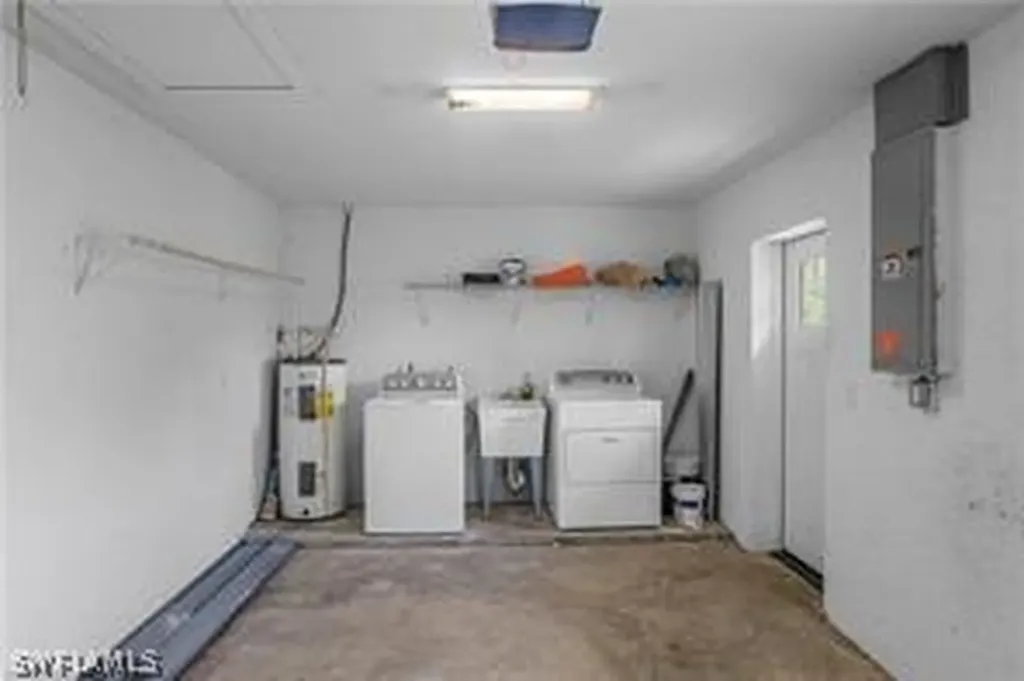803 Monroe Drive Lehigh Acres FL 33936