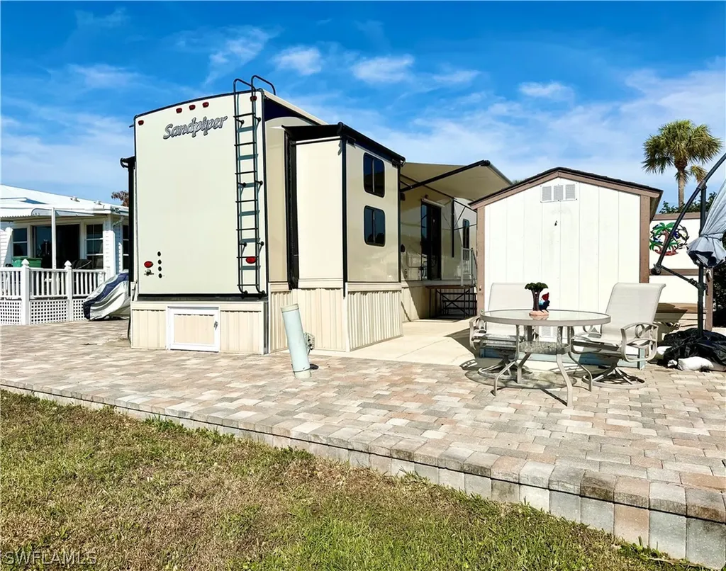 564 Cattleya Refuge Naples FL 34114