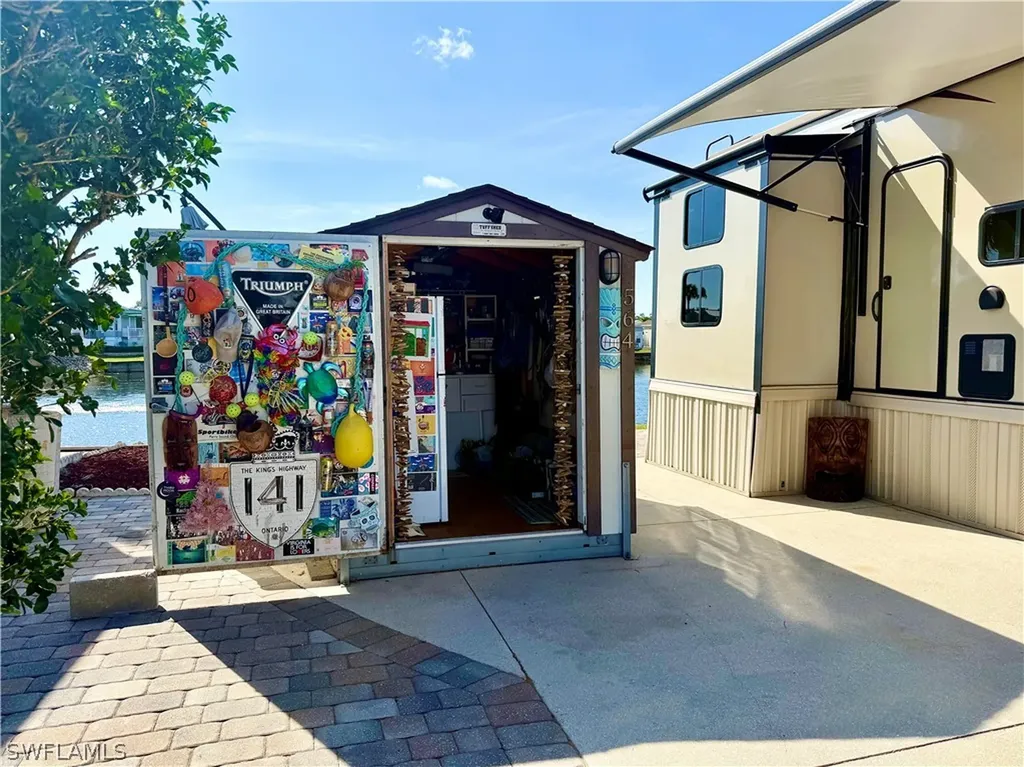 564 Cattleya Refuge Naples FL 34114