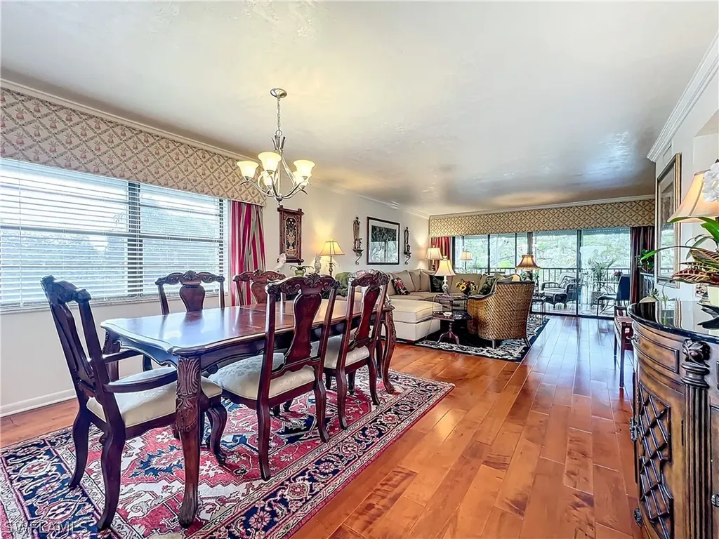 1065 8th Street S Naples FL 34102