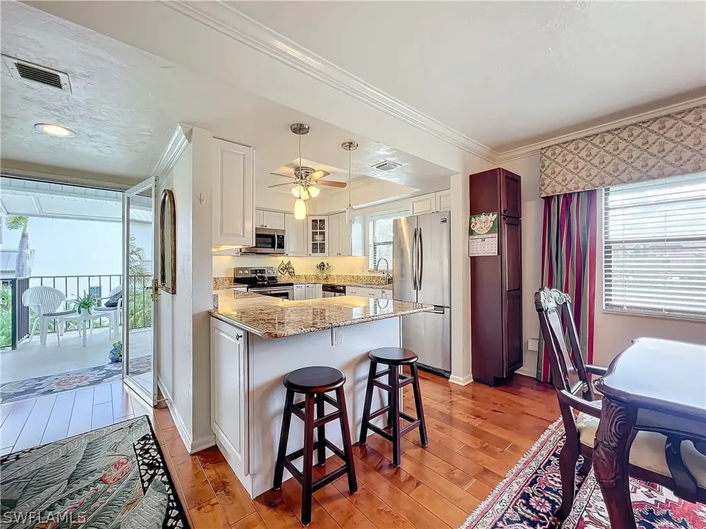 1065 8th Street S Naples FL 34102