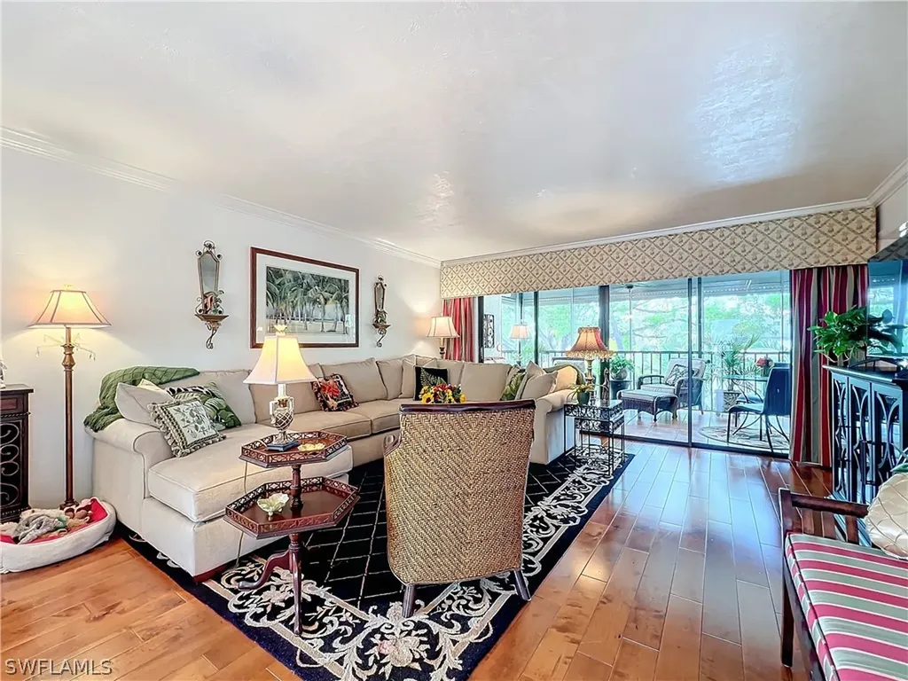 1065 8th Street S Naples FL 34102