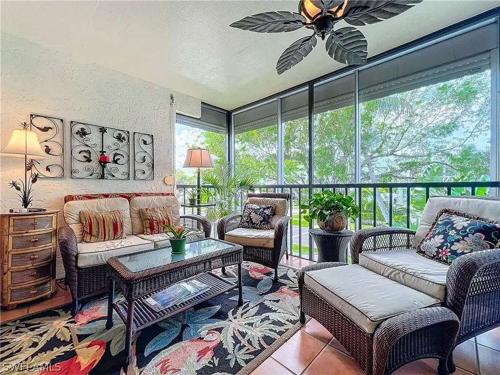 1065 8th Street S Naples FL 34102