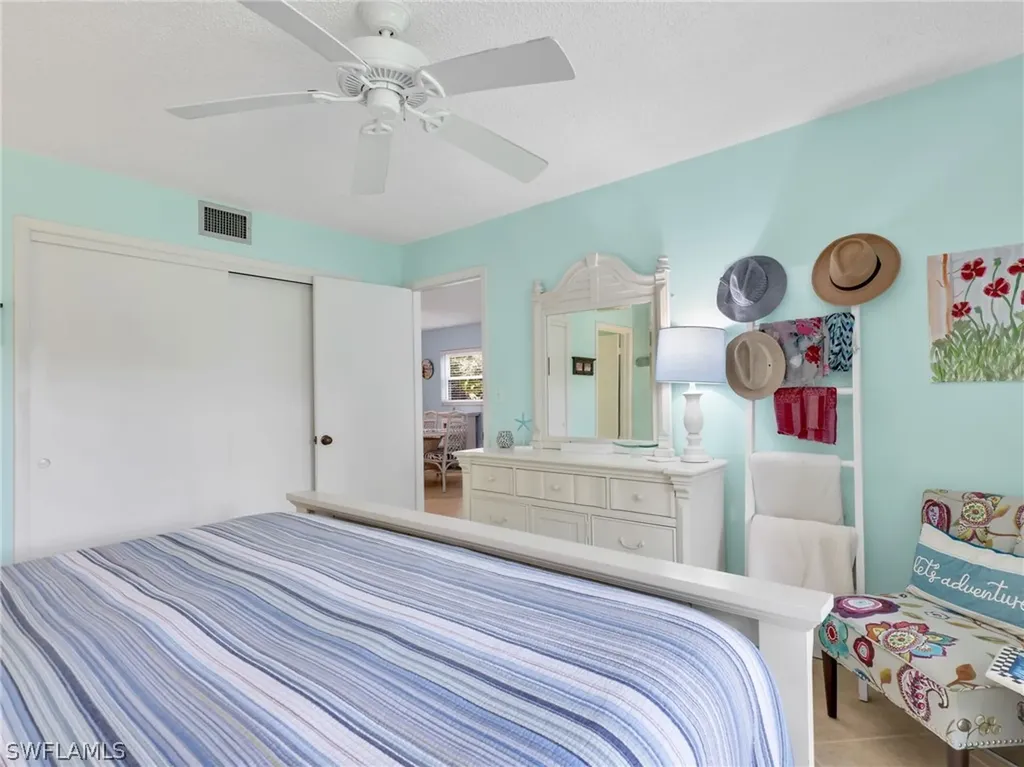 3150 Binnacle Drive Naples FL 34103