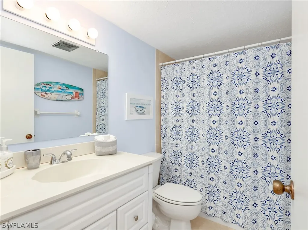 3150 Binnacle Drive Naples FL 34103