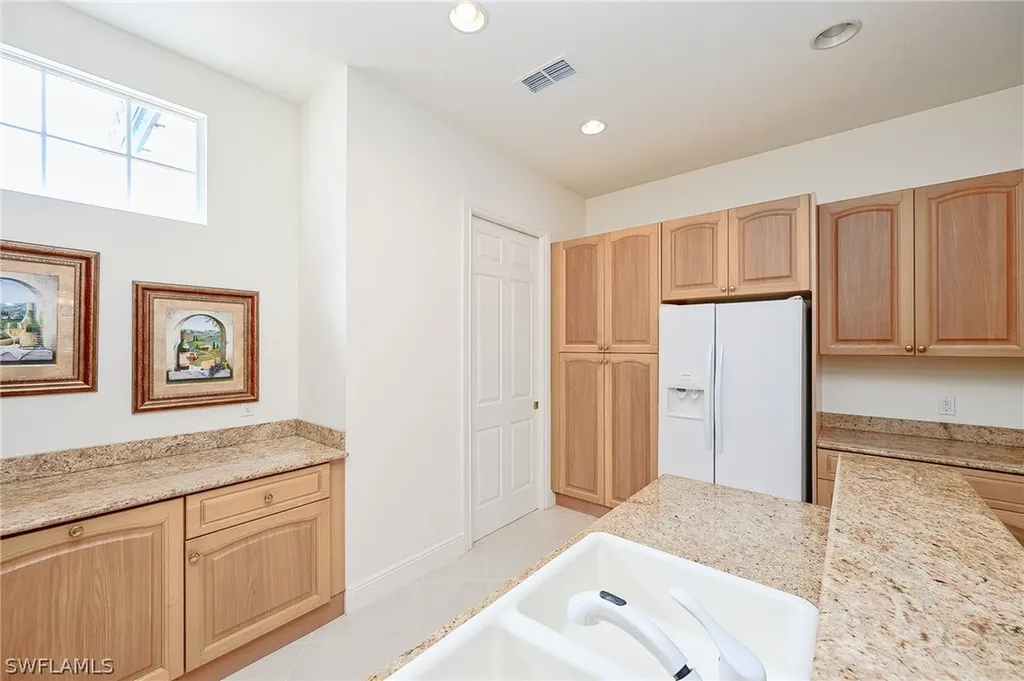 3745 Montreux Lane Naples FL 34114