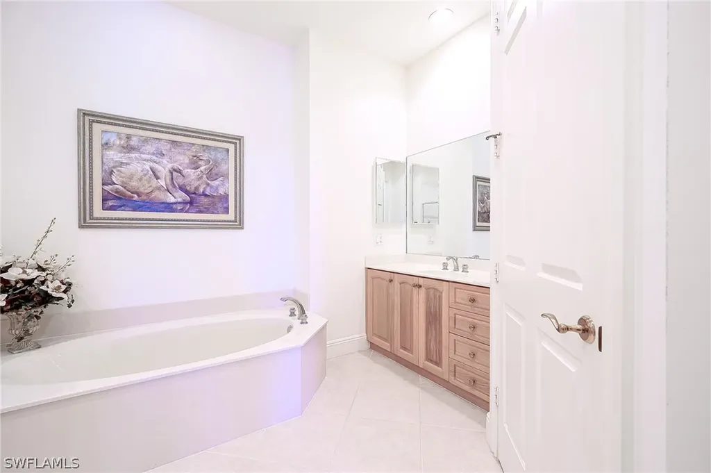 3745 Montreux Lane Naples FL 34114