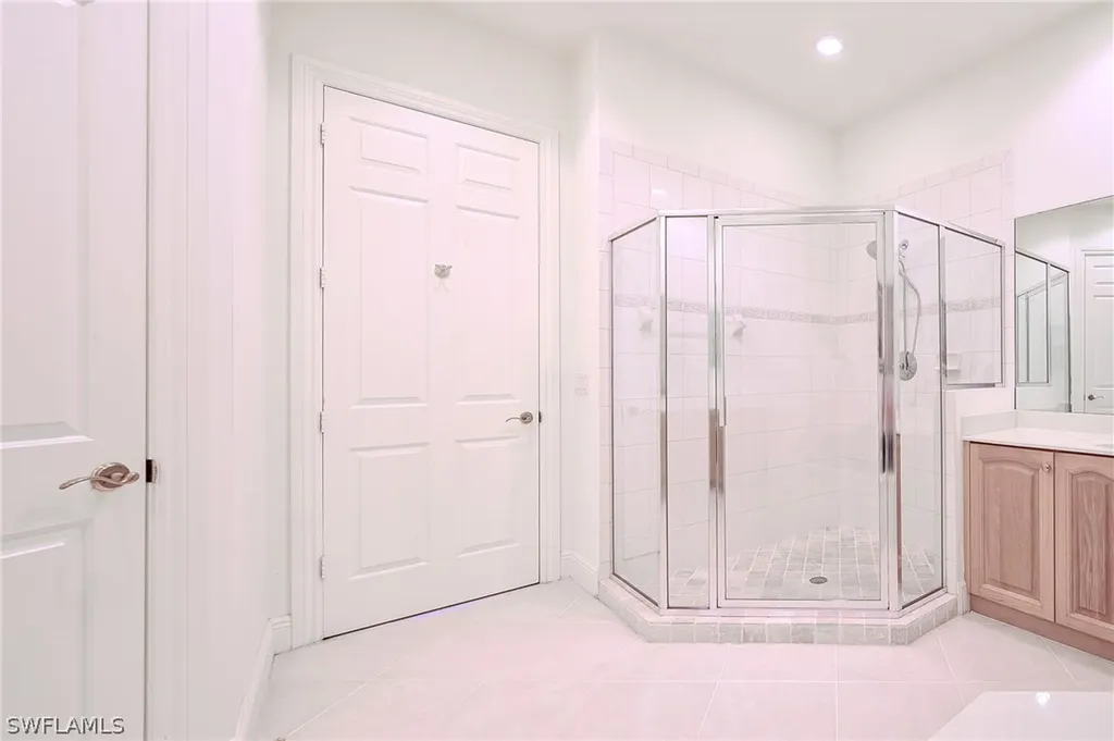 3745 Montreux Lane Naples FL 34114