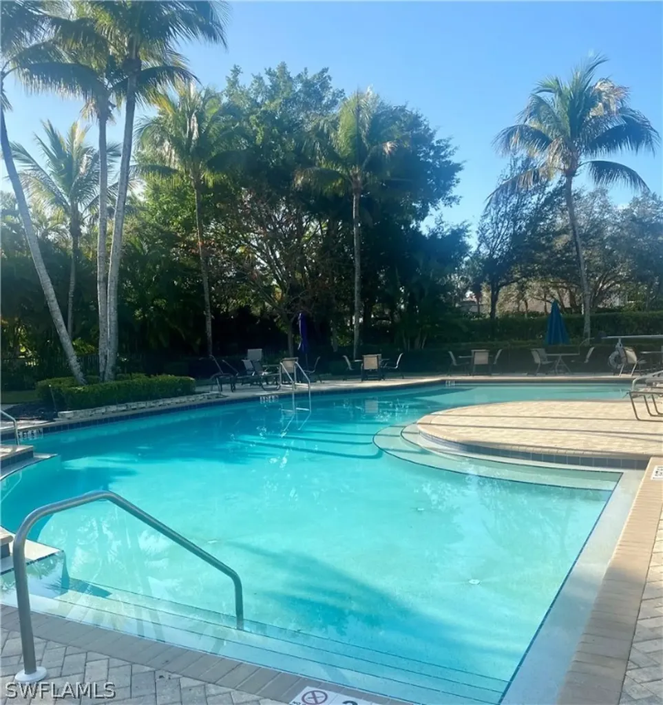 3745 Montreux Lane Naples FL 34114