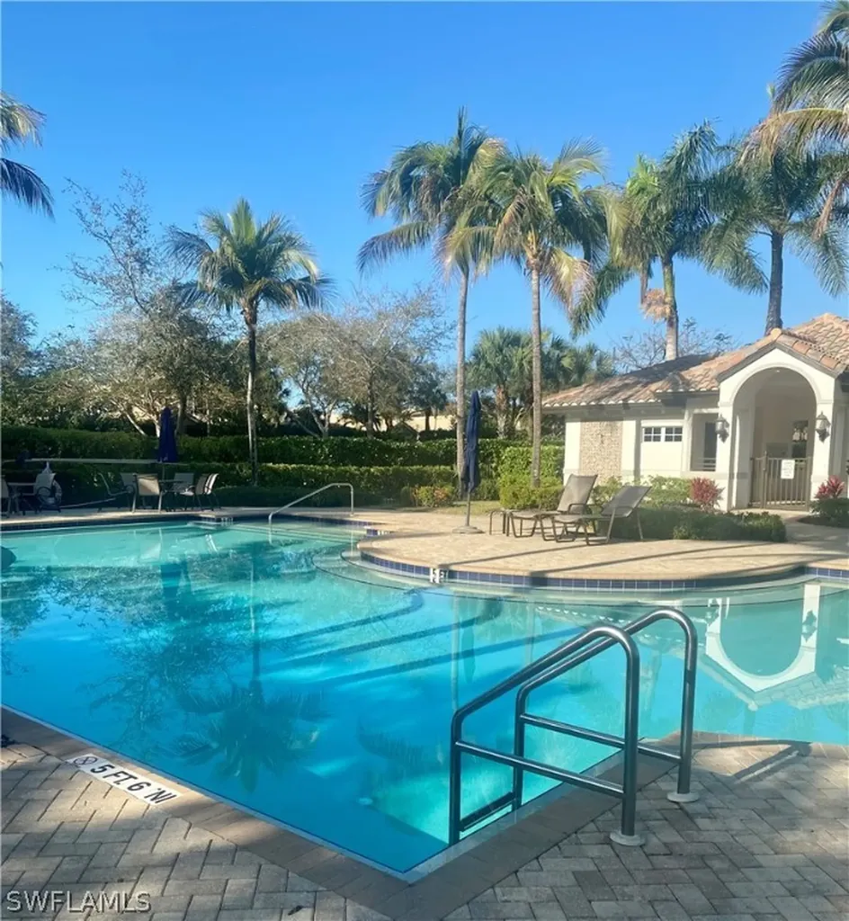 3745 Montreux Lane Naples FL 34114