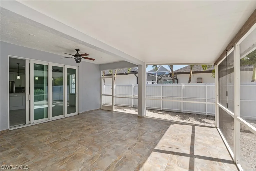 183 7th Street Naples FL 34113