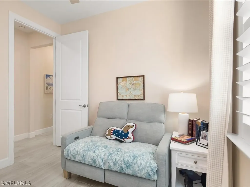 1923 Sierra Court Naples FL 34120