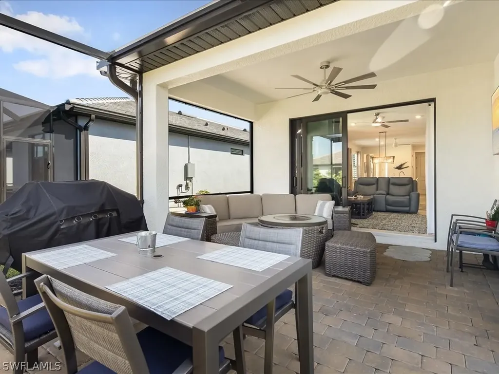 1923 Sierra Court Naples FL 34120