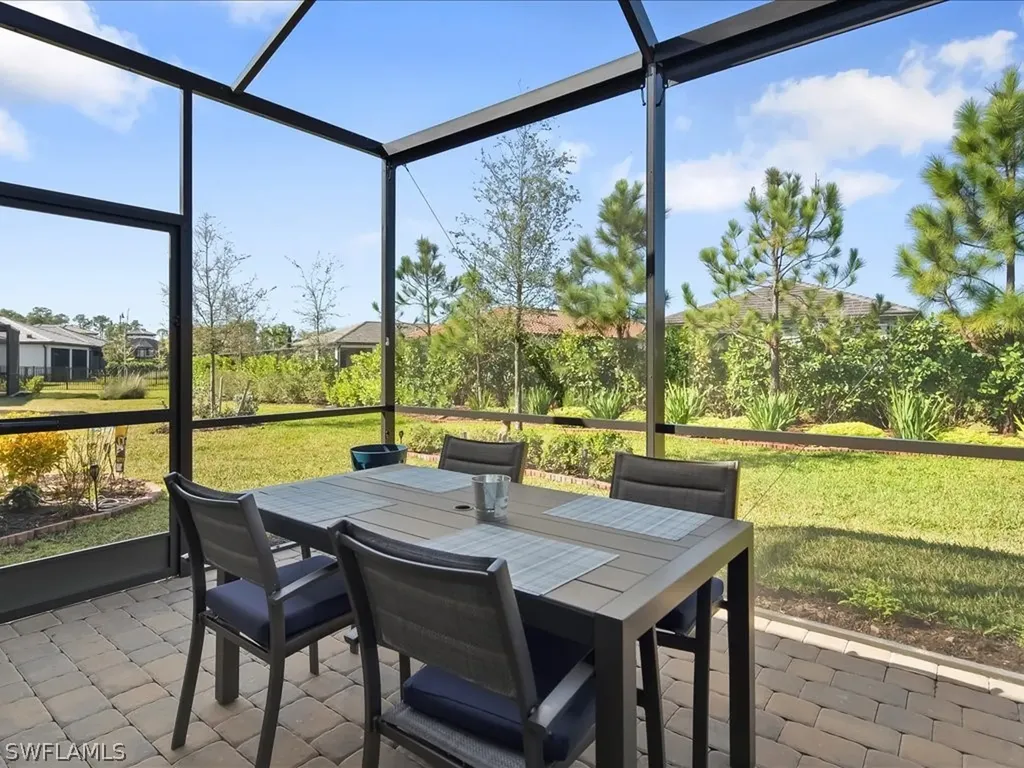 1923 Sierra Court Naples FL 34120