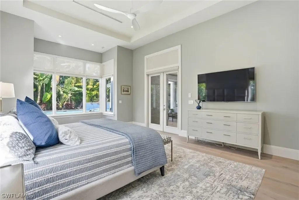 725 Harbour Drive Naples FL 34103