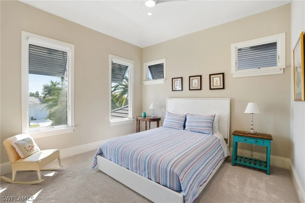 725 Harbour Drive Naples FL 34103