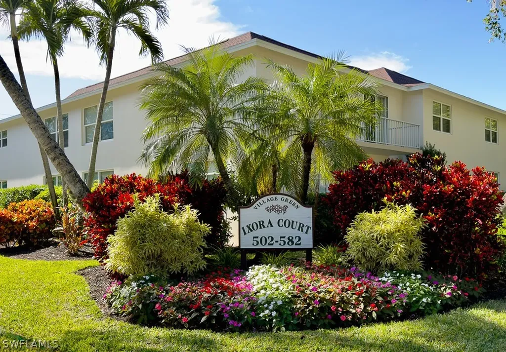 550 Broad Avenue S Naples FL 34102
