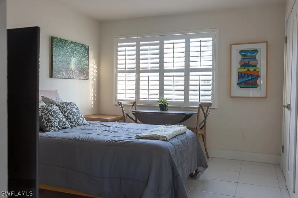 550 Broad Avenue S Naples FL 34102