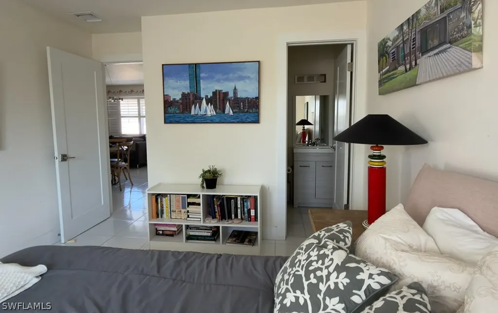 550 Broad Avenue S Naples FL 34102