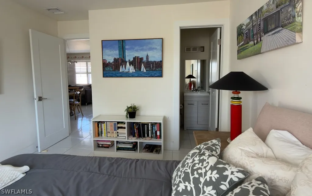 550 Broad Avenue S Naples FL 34102