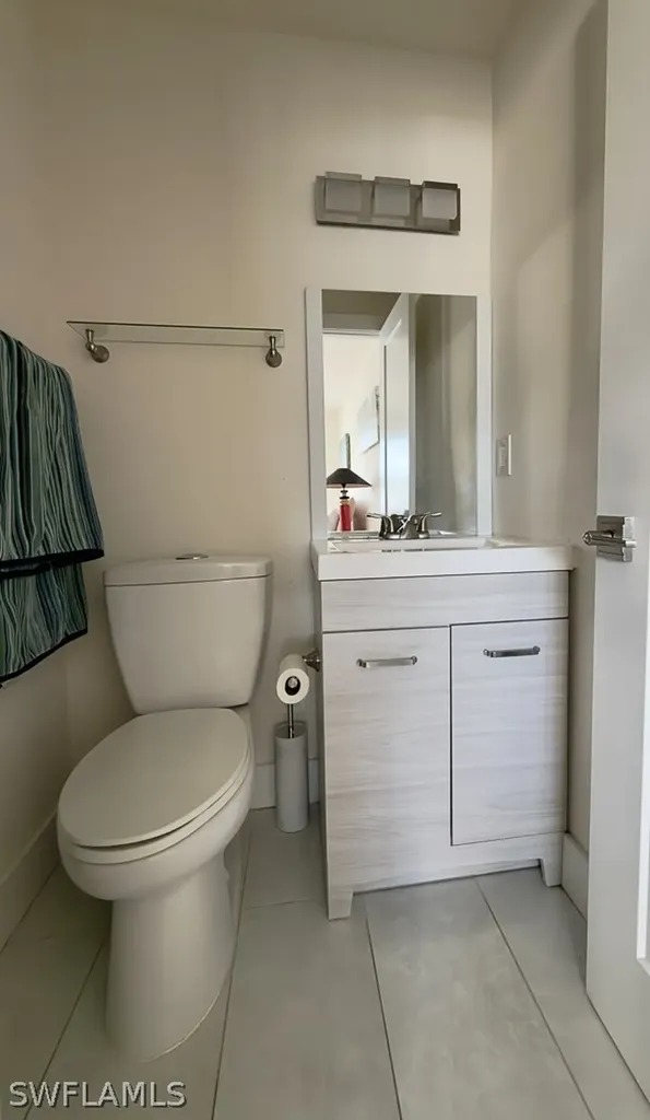 550 Broad Avenue S Naples FL 34102