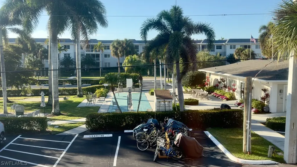 550 Broad Avenue S Naples FL 34102