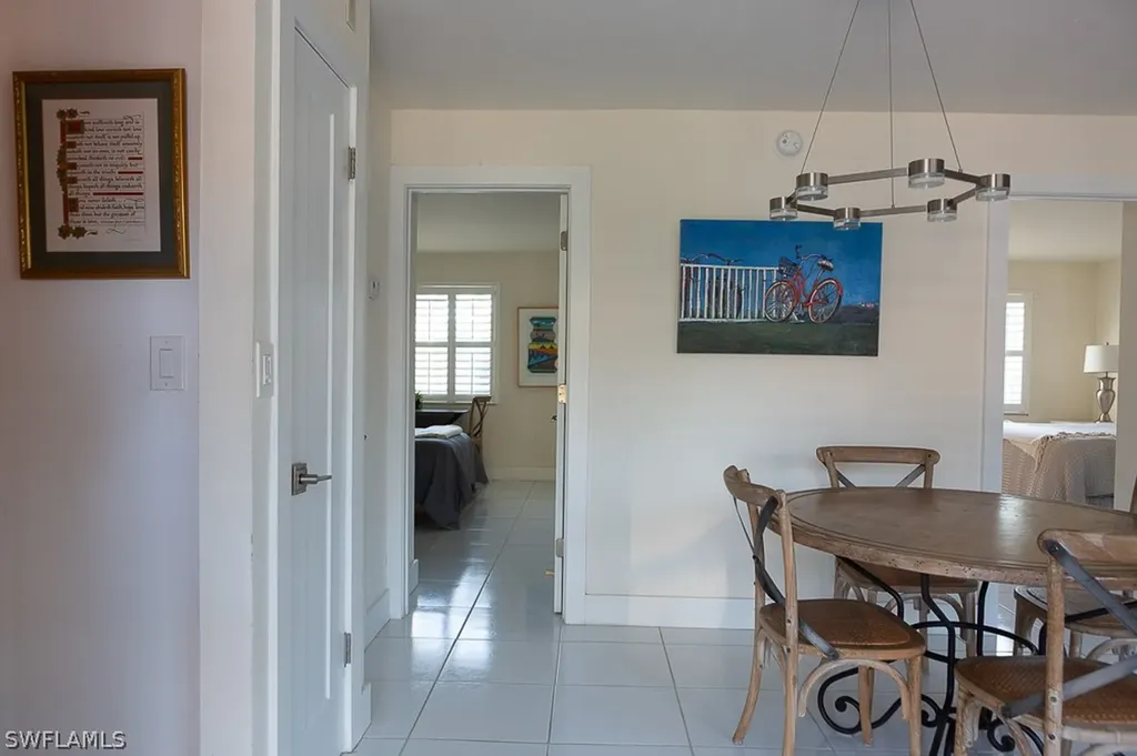 550 Broad Avenue S Naples FL 34102