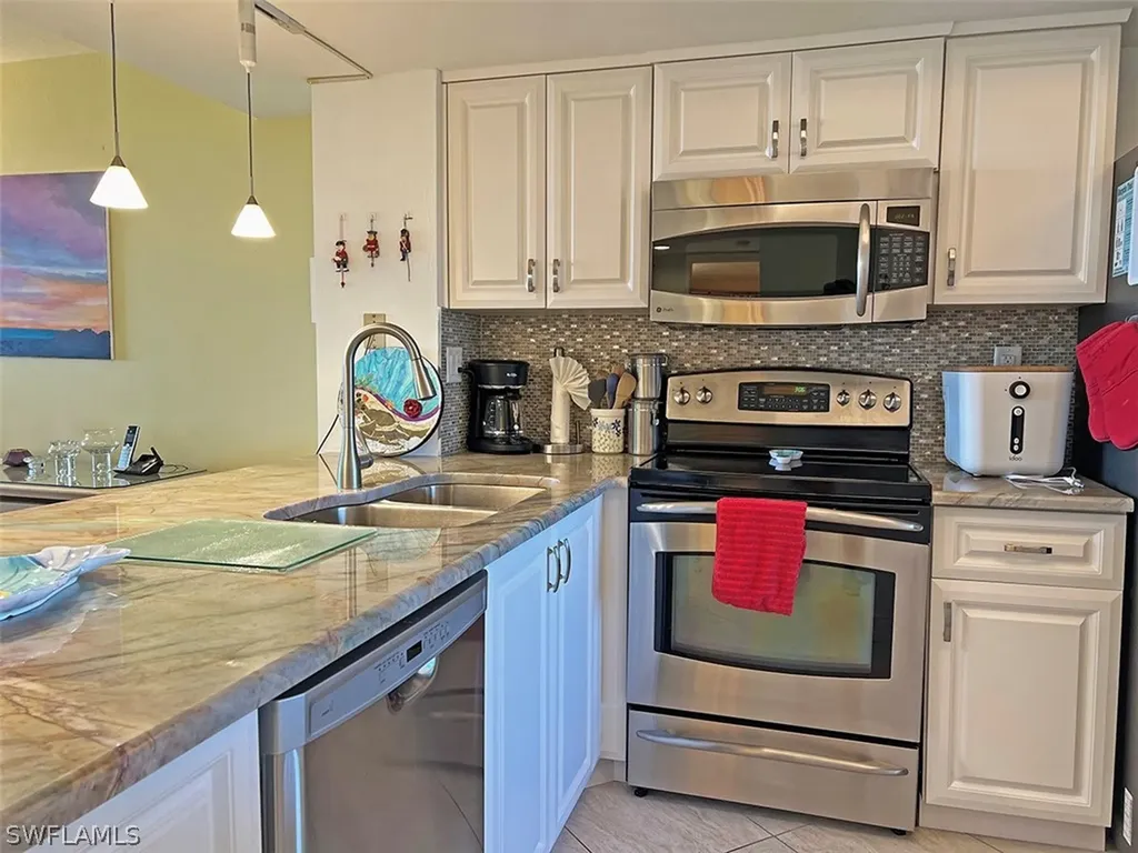 15191 Cedarwood Lane Naples FL 34110
