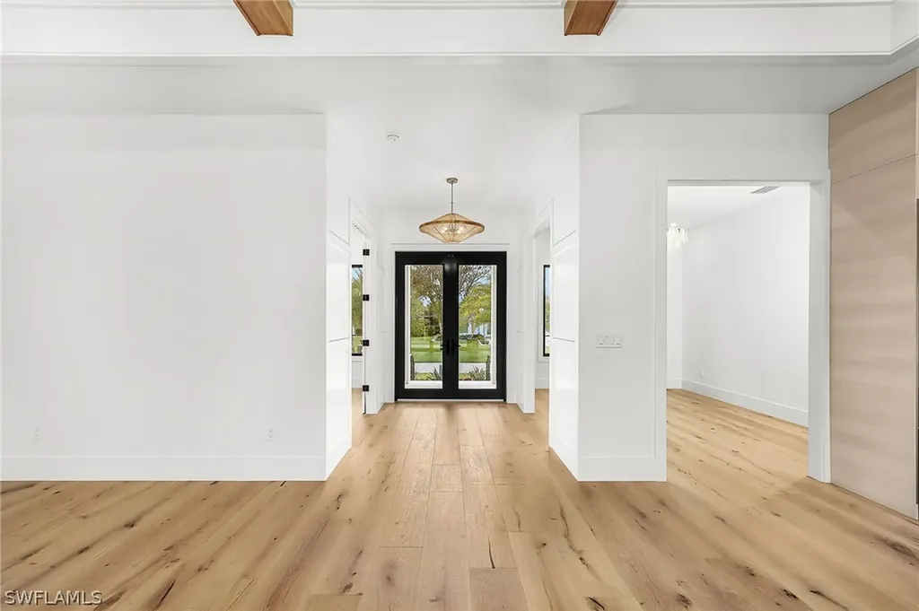 2393 Longboat Drive Naples FL 34104