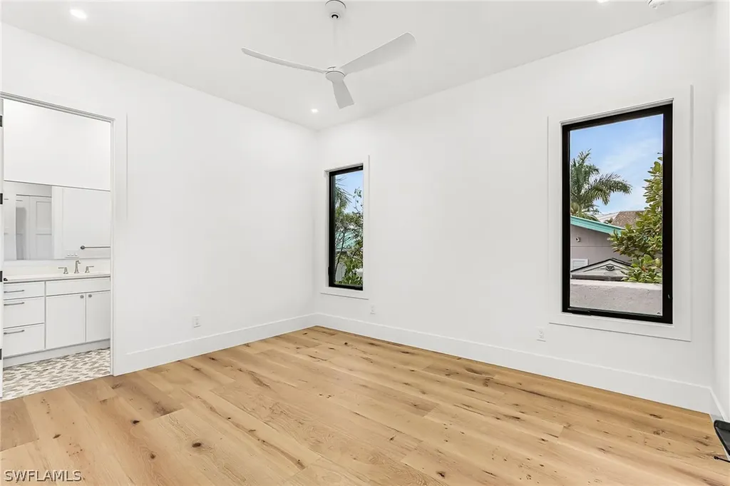 2393 Longboat Drive Naples FL 34104