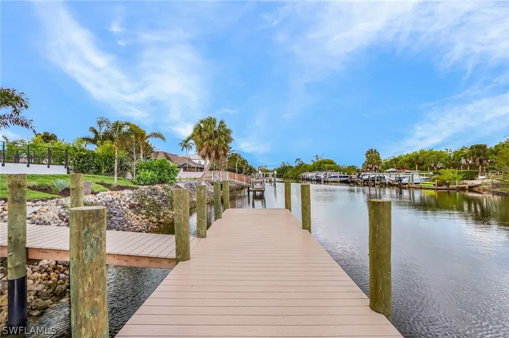 2393 Longboat Drive Naples FL 34104